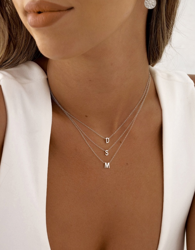 The Silver Collective - Petite A-Z Letter Necklace Silver - S