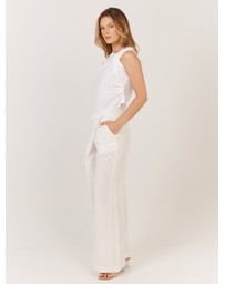 Fate + Becker - Sandara Pant