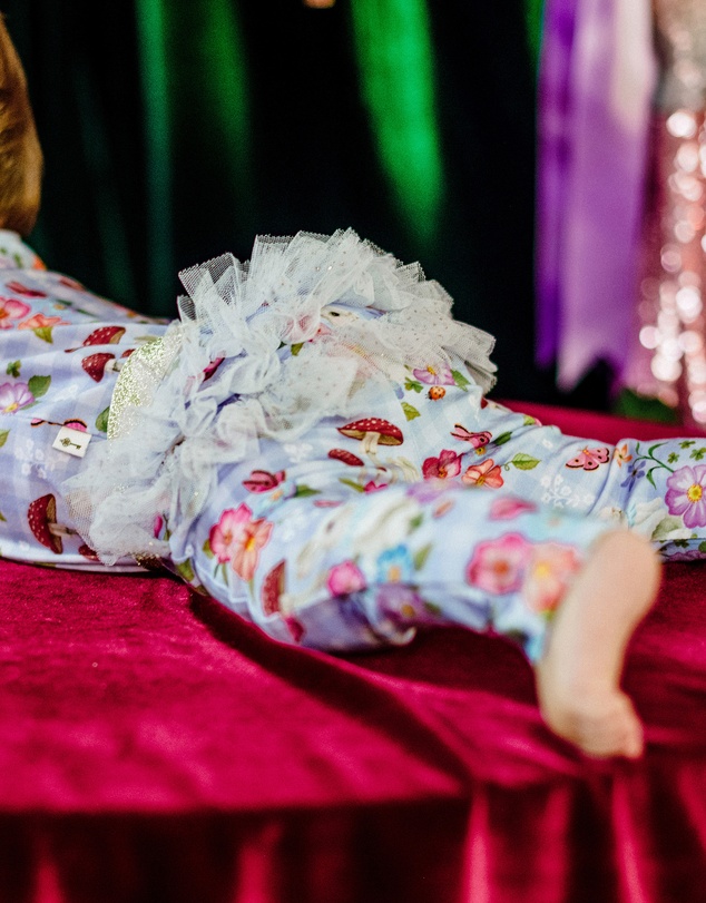 Fleur Harris - 'Curious Bunny' Fabulous Frilled Legging in Cornflower Check