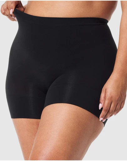 Spanx - Everyday Seamless Shaping Shorty