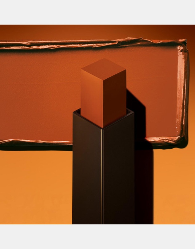 Yves Saint Laurent - The Slim Velvet Radical