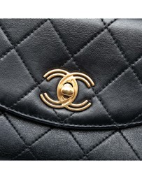 Pre-Loved by Azura Reborn - Pre-Loved Small Quilted Lambskin Trendy Spirit Top Handle Bag