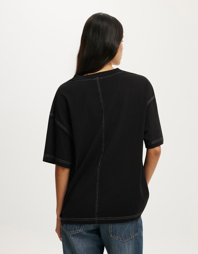 Cotton On - The Oversized V Neck Tee