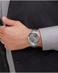 Mondaine - Mondaine Classic Silver Stainless Steel 40mm Watch