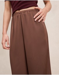 Forever New - Sara Satin Wide Leg Pants