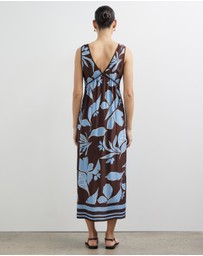 Minima Esenciales - Rhodes V-Neck Midi Dress
