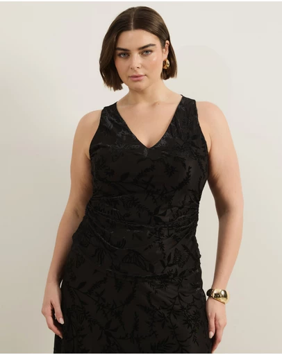 Atmos&Here Curvy - Everlise Burnout V-Neck Top