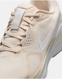 Nike - Structure 26 (Wide Fit) - Women's