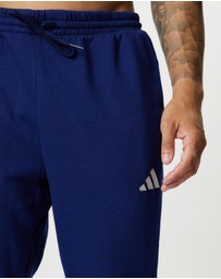 adidas Sportswear - Feelcozy Fleece Pants