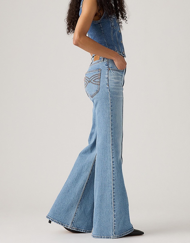 Levi's - Ribcage Bells Western Jeans
