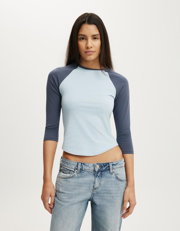 Cotton On - 90S Baby Raglan 3/4 Tee
