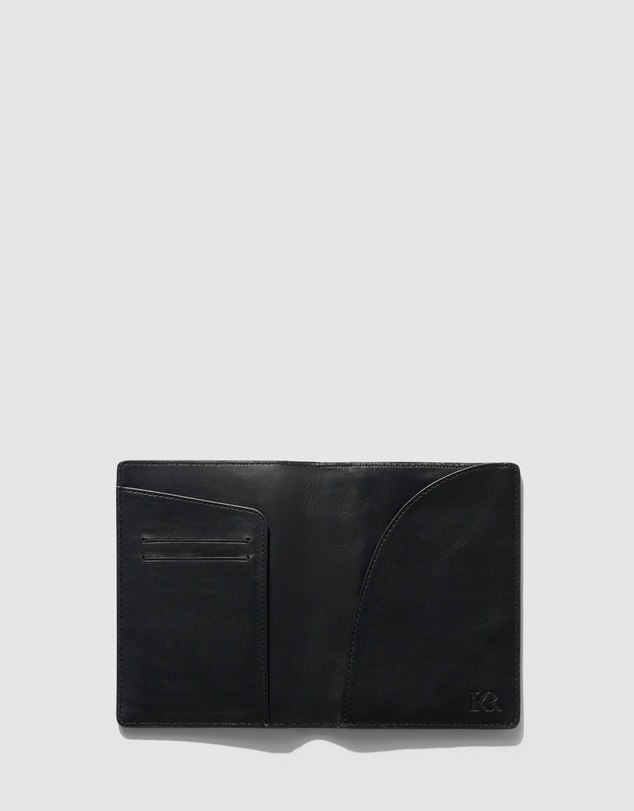 Kinnon - Kinnon by Romy Passport Holder