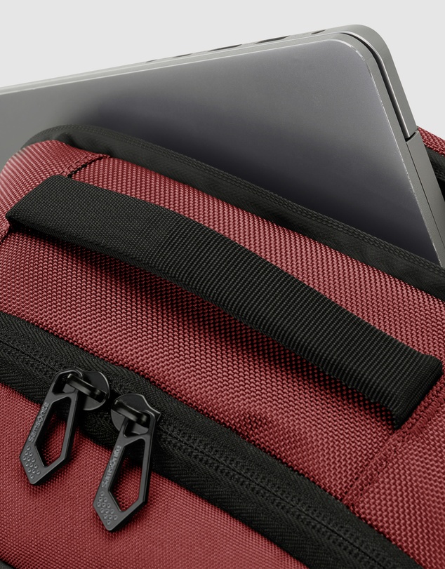Samsonite - Detour 15.6'' Laptop Travel Clamshell Opening Backpack