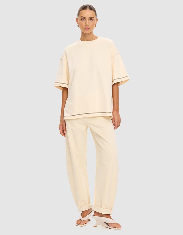 KIVARI - Tilde Oversized Tee