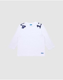 Larriet - Argon Tee