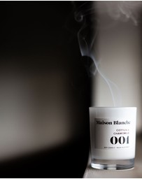 Maison Blanche - 001 Cotton & Chamomile - Small Candle