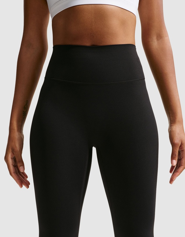 Nike - Zenvy High-Waisted Capri Leggings