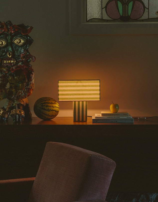 Dennis Did It - Volley Lamp Grass