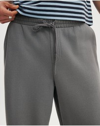 Cotton On - Super Baggy Track Pant