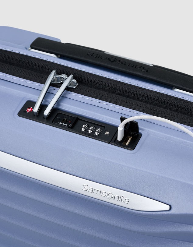 Samsonite - Upscape Carry-On Small 55Cm 2.3Kg Suitcase Expandable