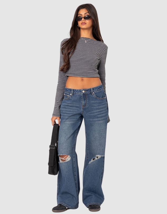 EDIKTED - Debbie Distressed Low Rise Jeans