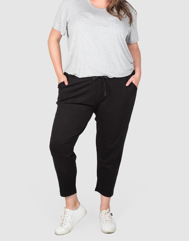 Love Your Wardrobe - Isla Knit Ponte Crop Pants