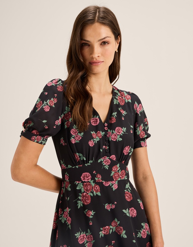 Review - Cameo Midi Dress