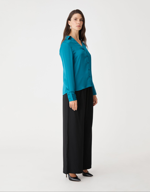 Forcast - Lila V-neck Satin Blouse