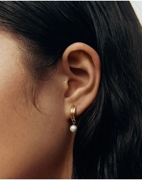 Kirstin Ash - Solace Pearl Hoops