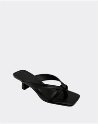 Human - Foxx Kitten Sandals - Women's