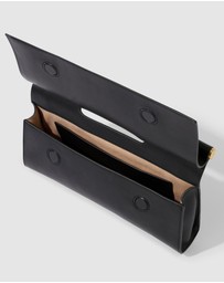 Kinnon - Eve Clutch Bar Bag