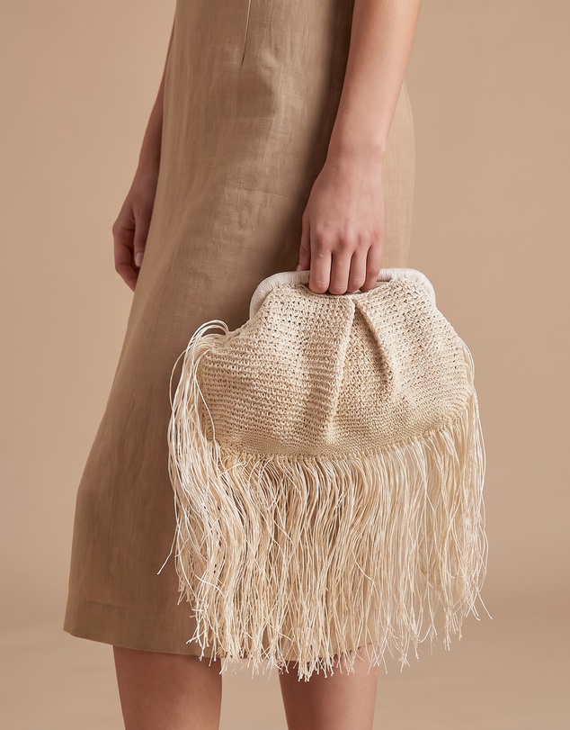 Izoa - Willow Fringe Crochet Clutch