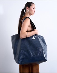 TOPSHOP - Troy Crinkle Tote Bag