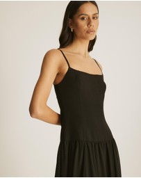 Atmos&Here - Amie Contrast Pleat Skirt Maxi Dress