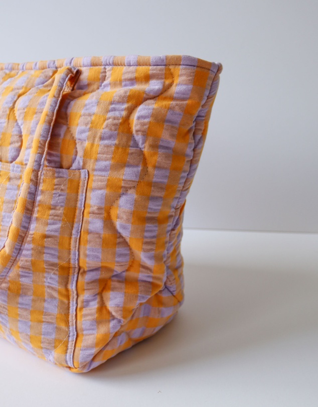 Mosey Me - Kumquat Bloom Seersucker Quilted Bag