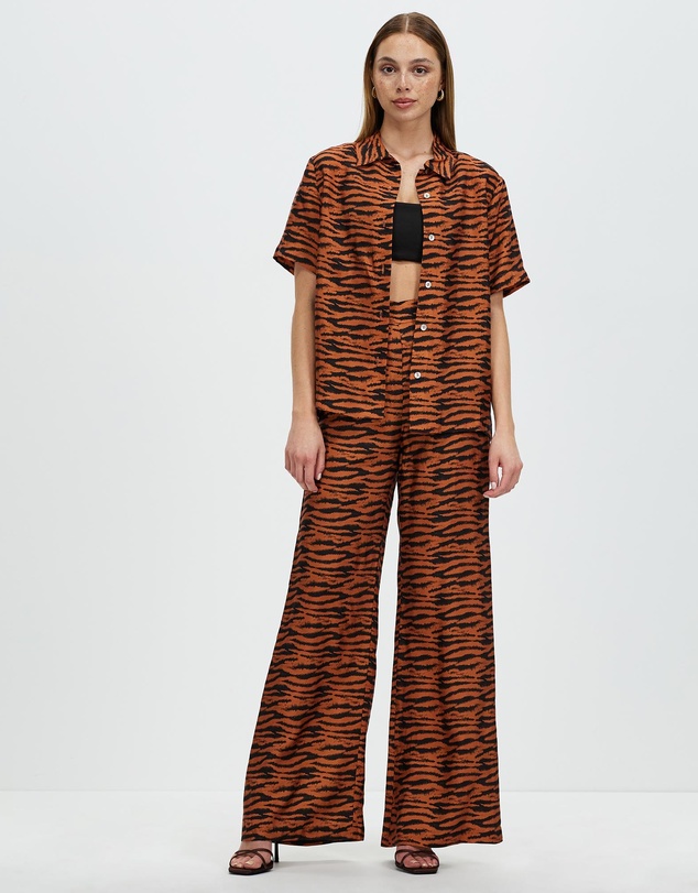 Third Form - Wild Hearts Shirt