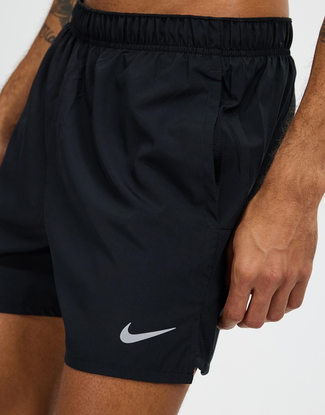 Nike - DriFIT 5