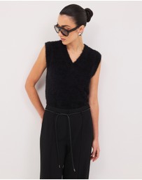 Calli - Rae V-Neck Knit Vest Top