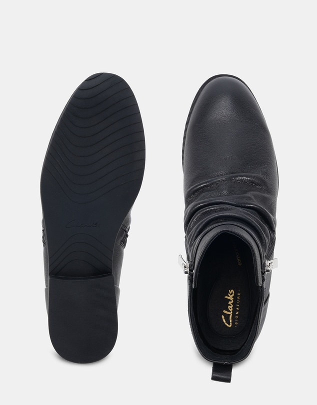 Clarks - Margot Black