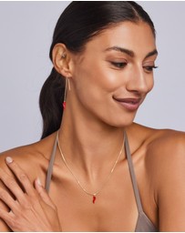 Zoe Olivia - 9K Gold Red Horn Necklace