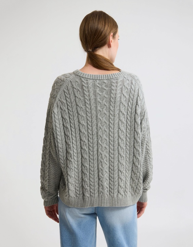 Oxford - Evie Cable Knit Crew Neck