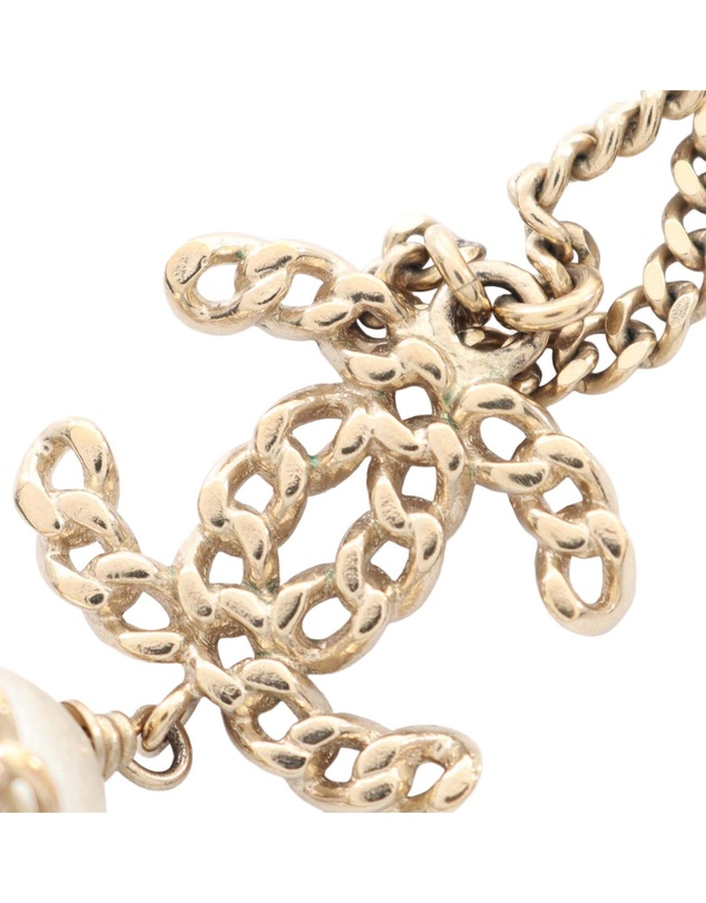 Pre-Loved by Azura Reborn - Pre-Loved Gold Plated Faux Pearl CC Pendant Necklace