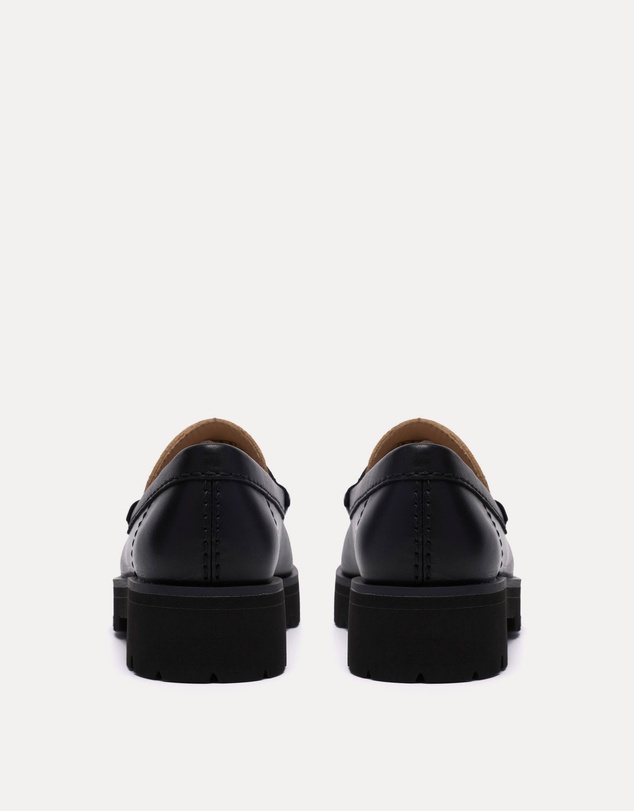 Clarks - Yukoner Penny (W) Black/Animal Print