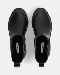 Tommy Hilfiger - Kassandra Rubber Flag Cleated Rainboots - Women's