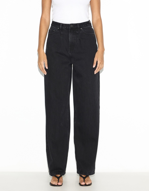 Dazie - Naples Pleat High Waisted Relaxed Jeans