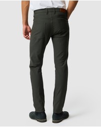 Rodd & Gunn - Motion 2 Straight Jean Regular Leg
