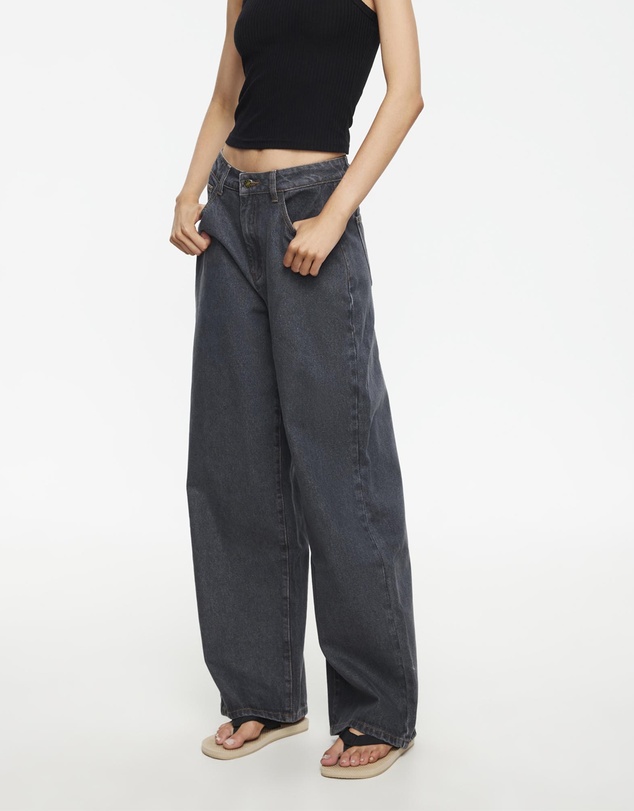 Lioness - Divine Jeans - ICONIC EXCLUSIVE