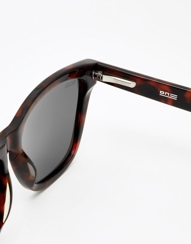 Hawkers Co - HAWKERS - Dark ONE X Sunglasses for Men and Women UV400