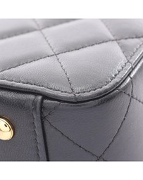 Pre-Loved by Azura Reborn - Pre-Loved CC Quilted Lambskin 23C Top Handle Clutch