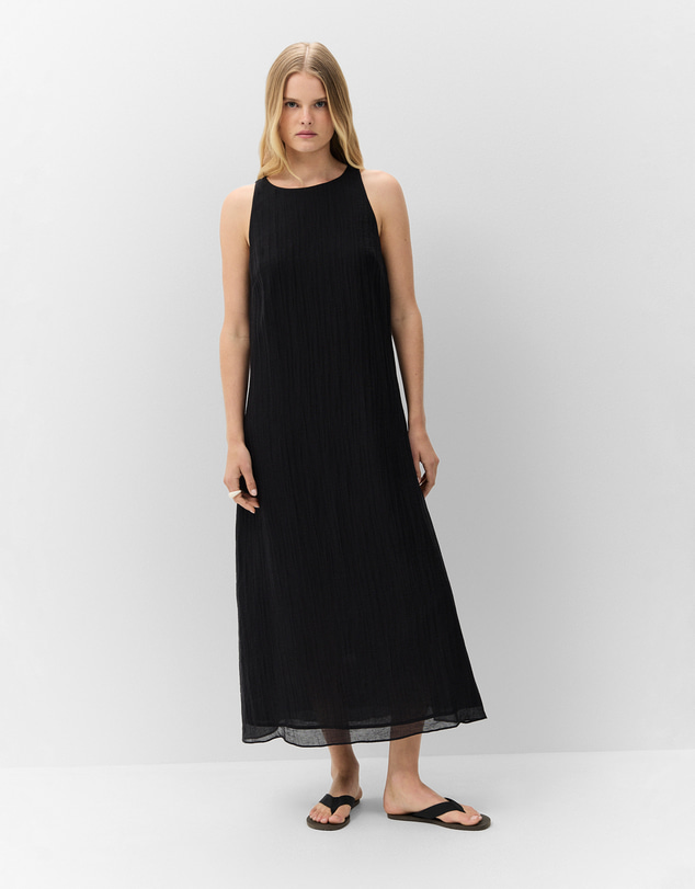 UNISON - Crinkle Sleeveless Maxi Dress